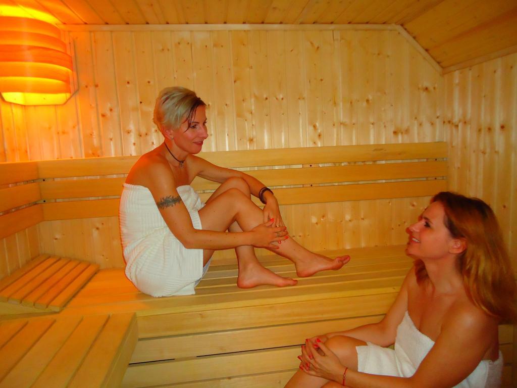Apartament Szarotka *